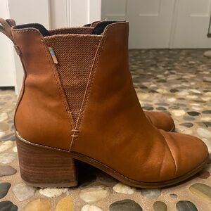 Toms Esme Tan Leather Chelsea Boots